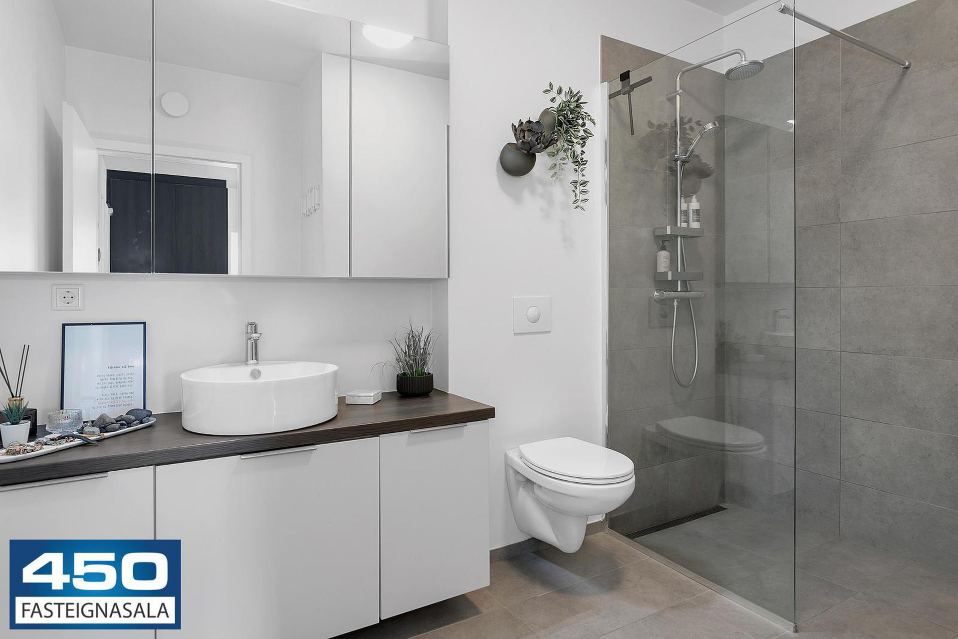 Holtsvegur 9, 210 Garðabær