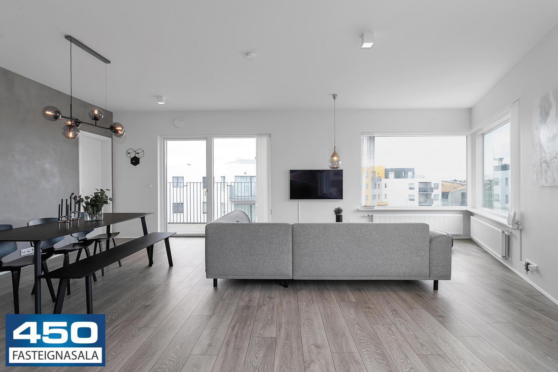 Holtsvegur 9, 210 Garðabær