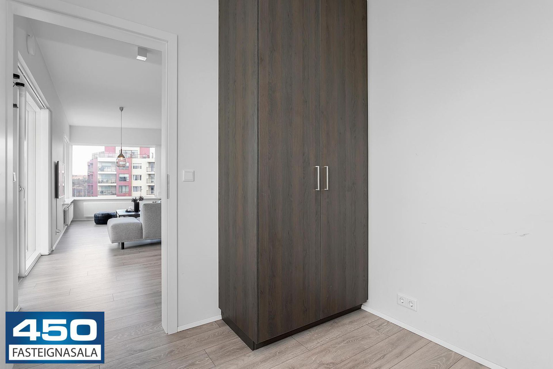 Holtsvegur 9, 210 Garðabær