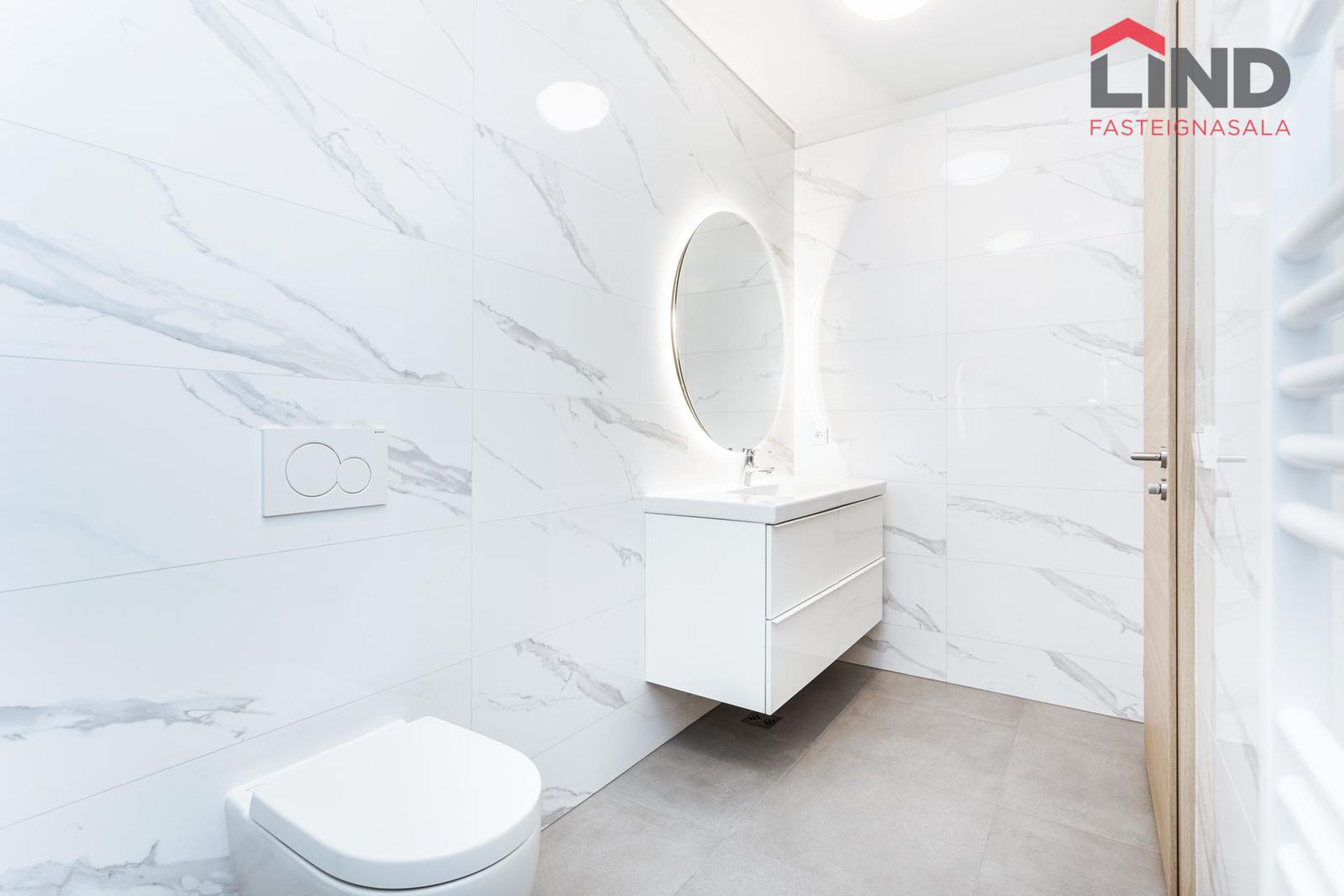 Smyrilshlíð 16, 102 Reykjavík