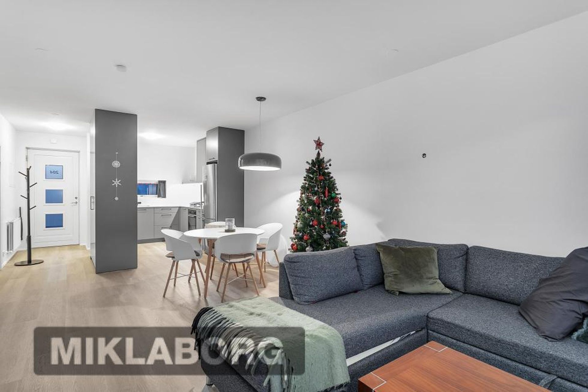 Dalsbraut 34, 260 Reykjanesbær