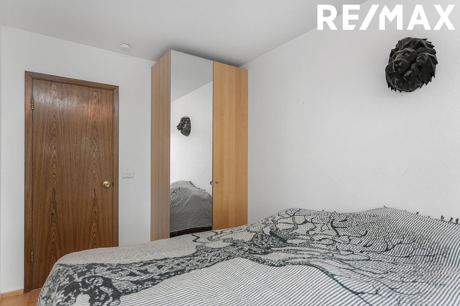 Eskihlíð 26, 105 Reykjavík
