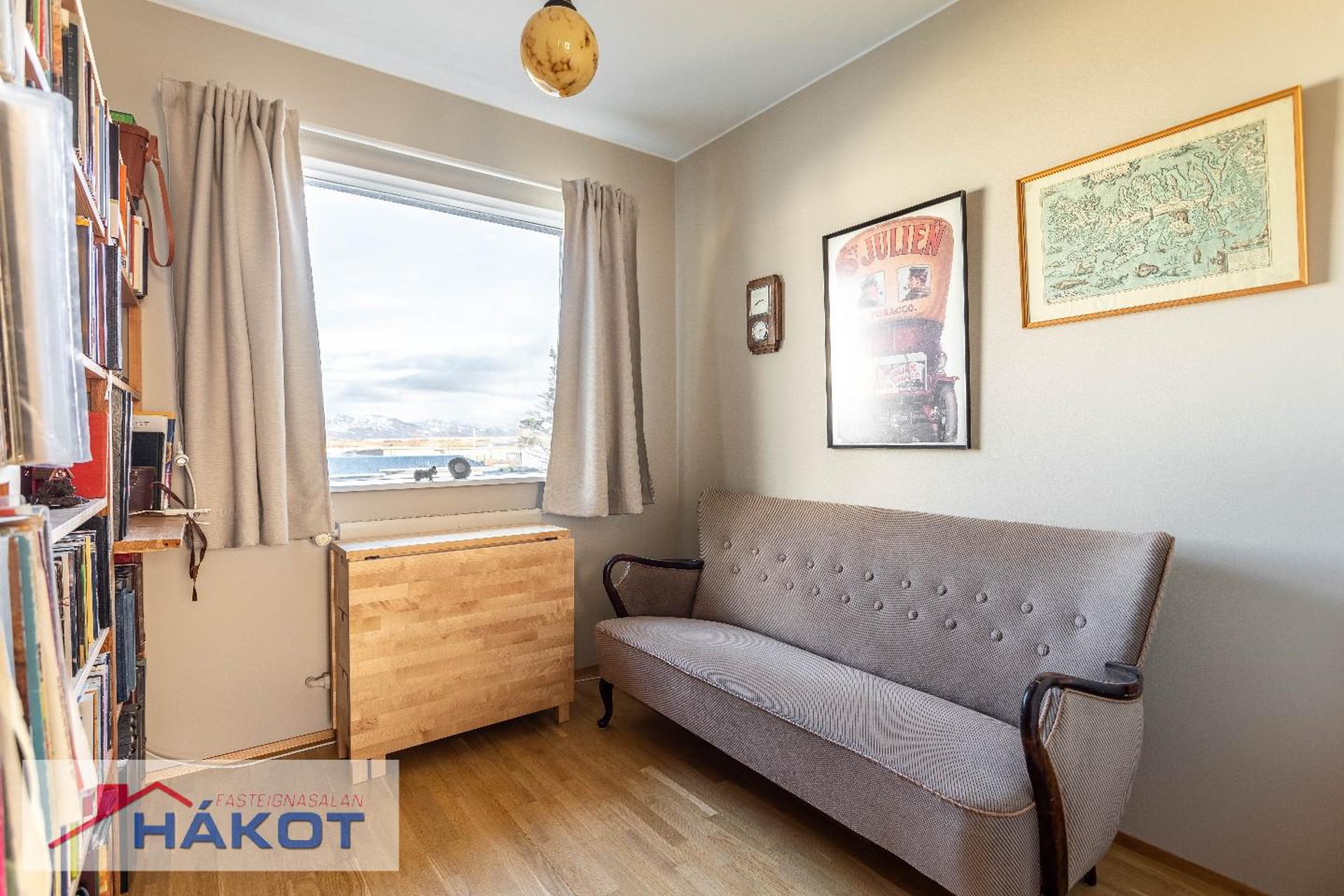 Hjarðarholt 5, 300 Akranes