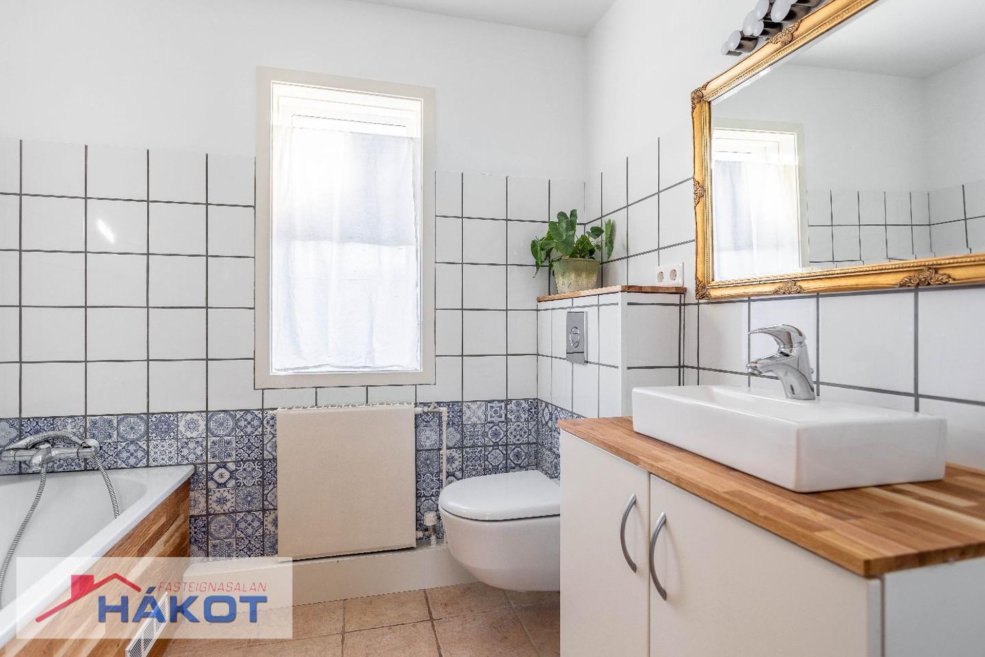 Hjarðarholt 5, 300 Akranes