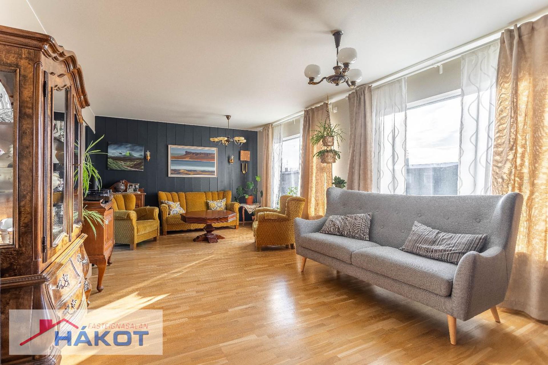 Hjarðarholt 5, 300 Akranes