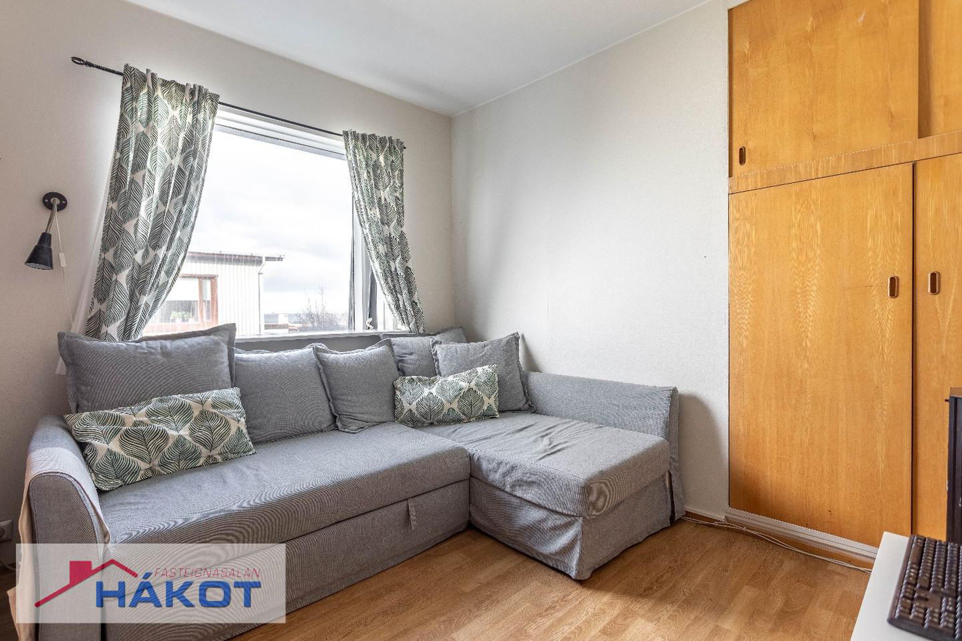 Hjarðarholt 5, 300 Akranes