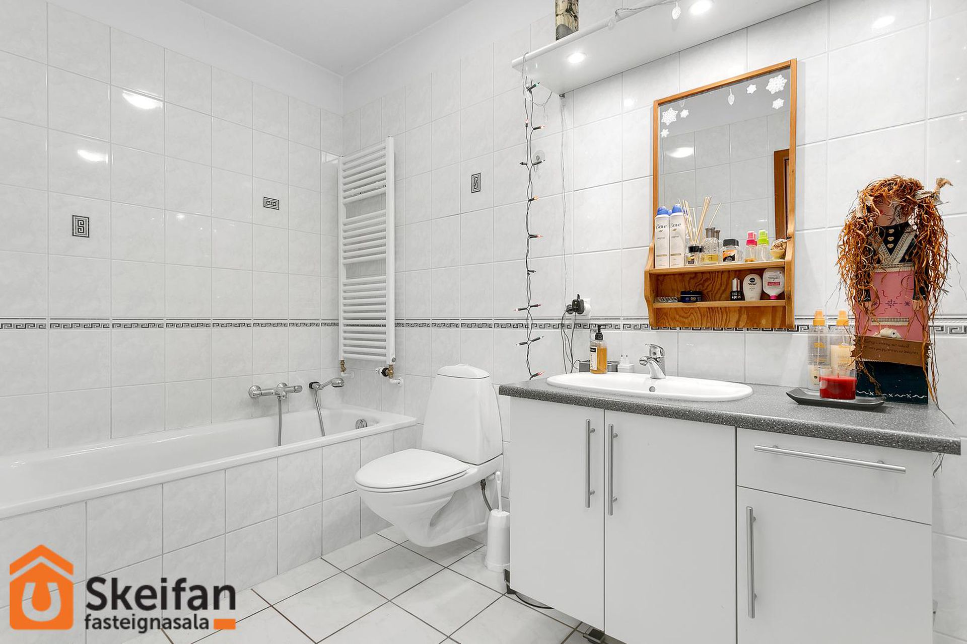 Kristnibraut 25, 113 Reykjavík