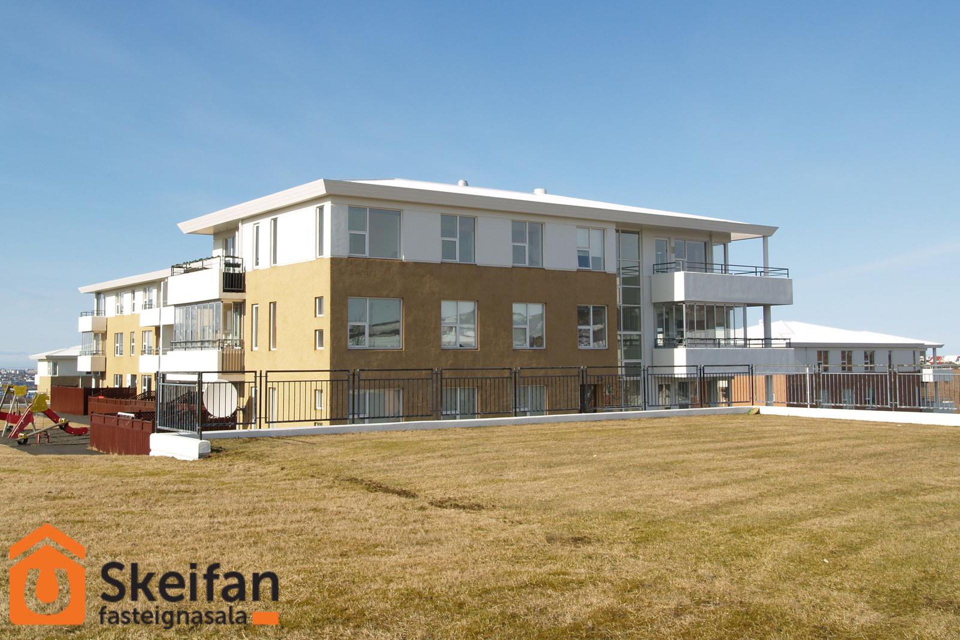 Kristnibraut 25, 113 Reykjavík