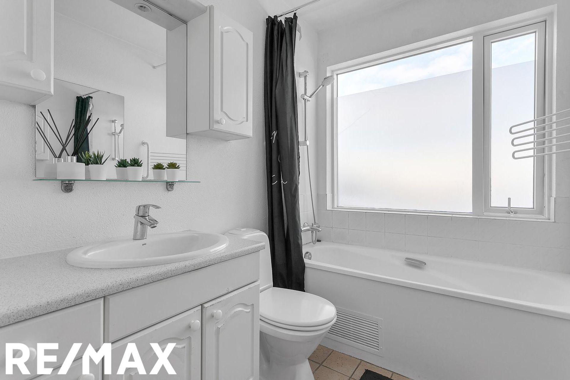 Hraunbær 128, 110 Reykjavík