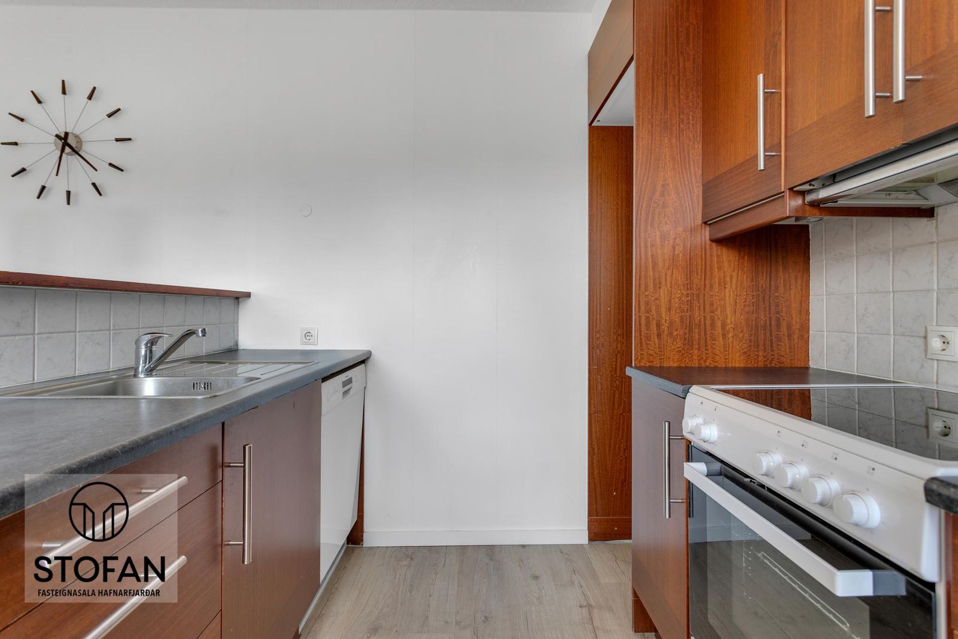 Vallarás 5 - 0101, 110 Reykjavík