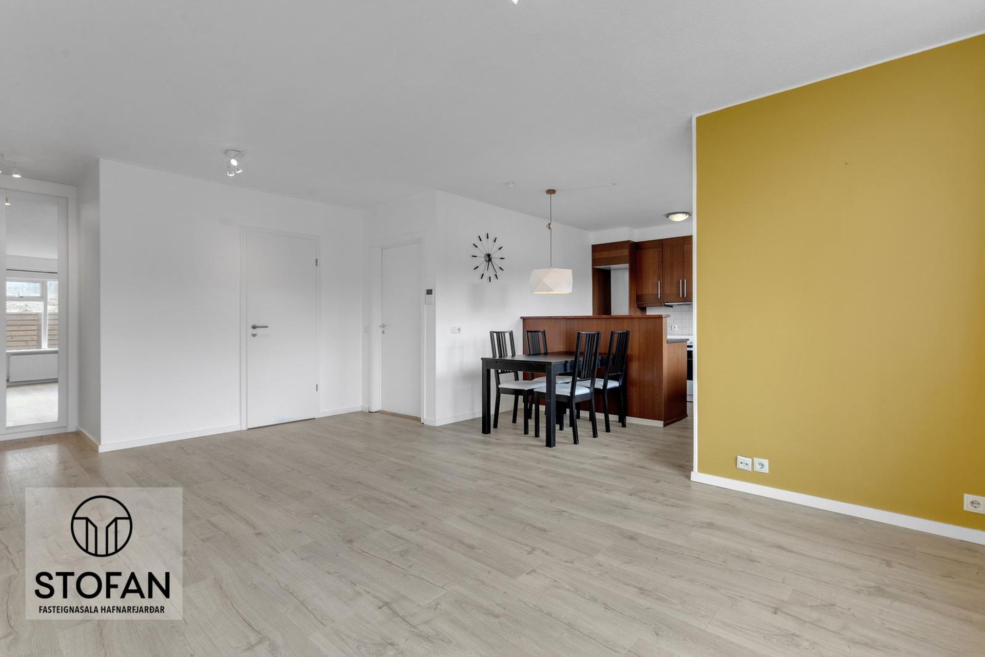 Vallarás 5 - 0101, 110 Reykjavík