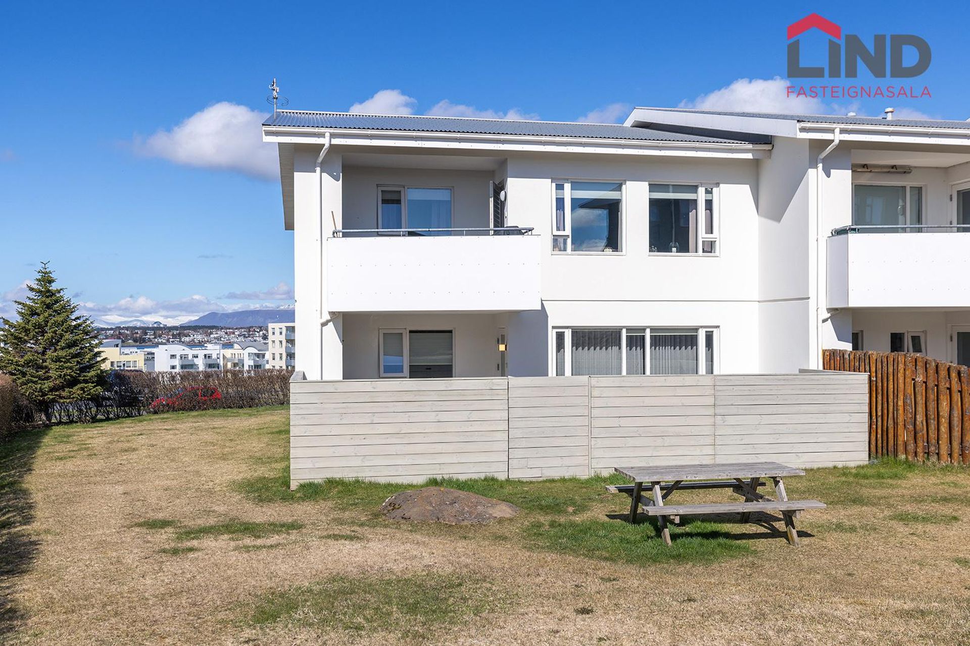 Arnarás 3, 210 Garðabær