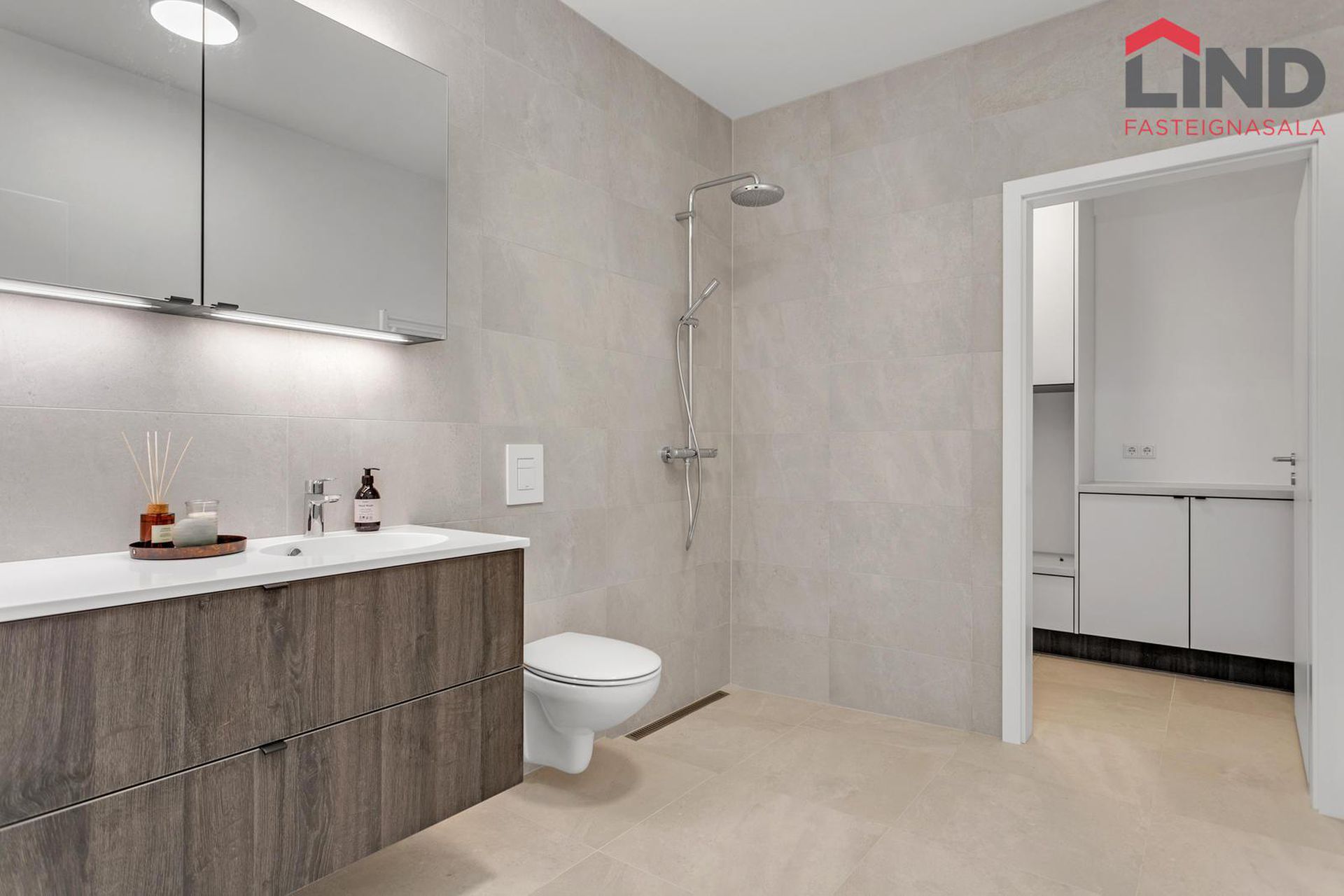 Álalind 18, 201 Kópavogur