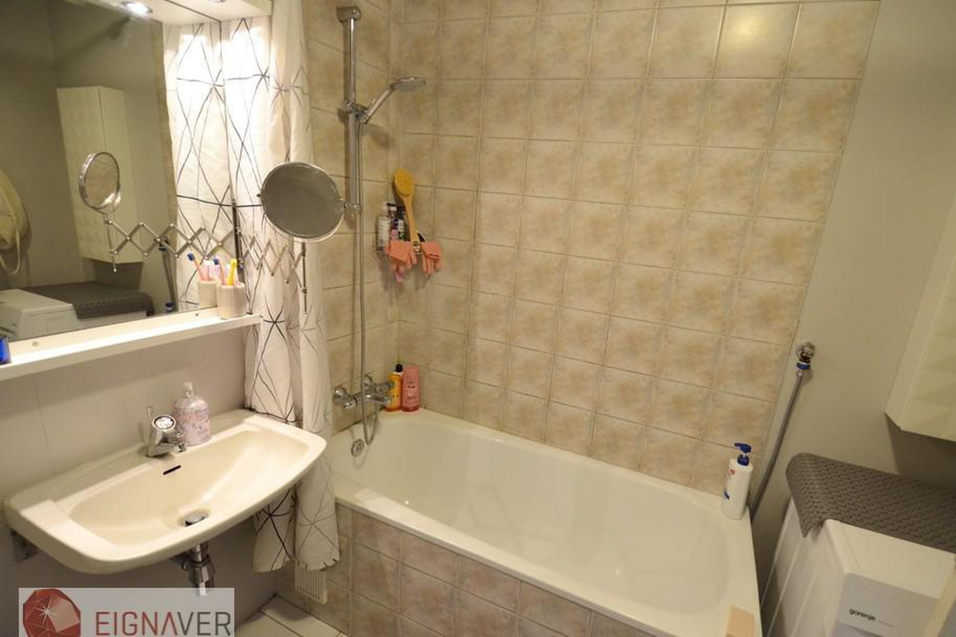 Tjarnarlundur 16, 600 Akureyri