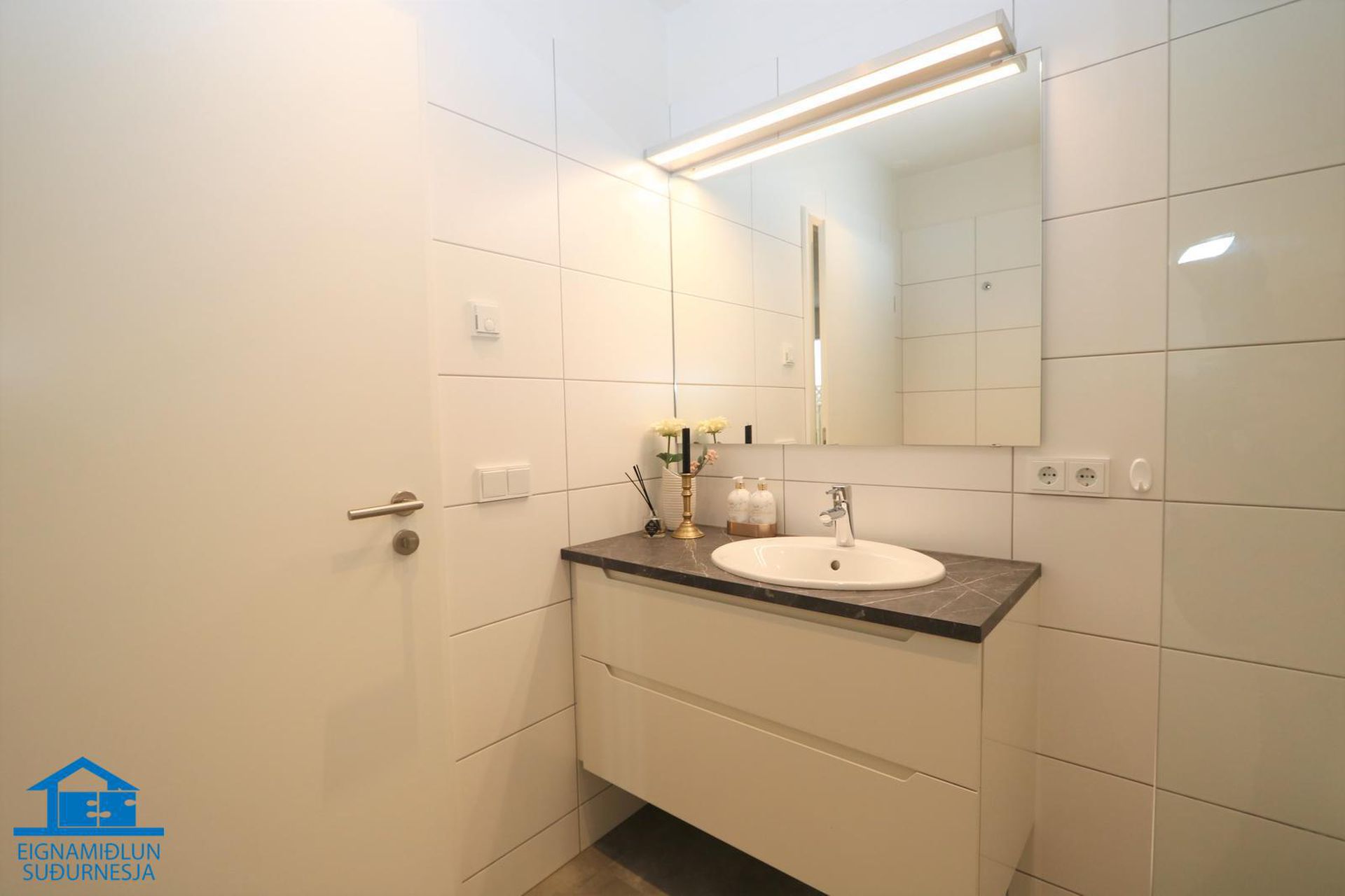 Engjadalur 8, 260 Reykjanesbær