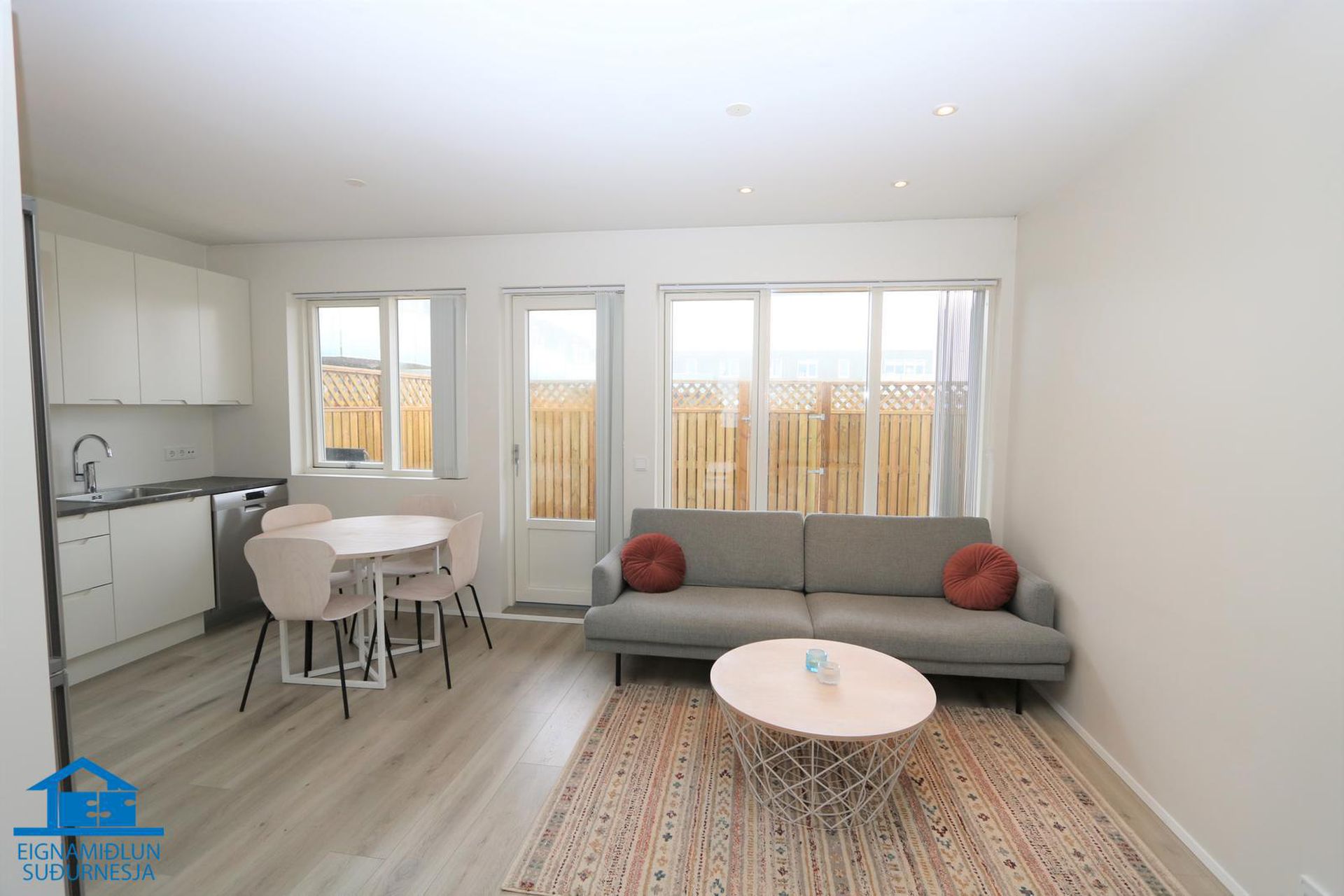 Engjadalur 8, 260 Reykjanesbær