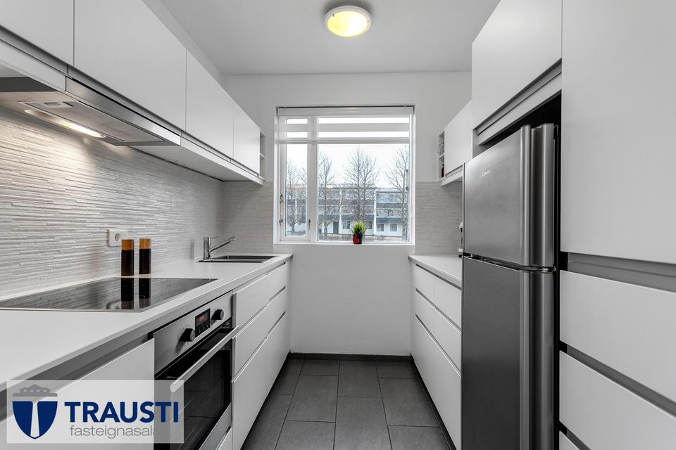 Ugluhólar 6, 111 Reykjavík