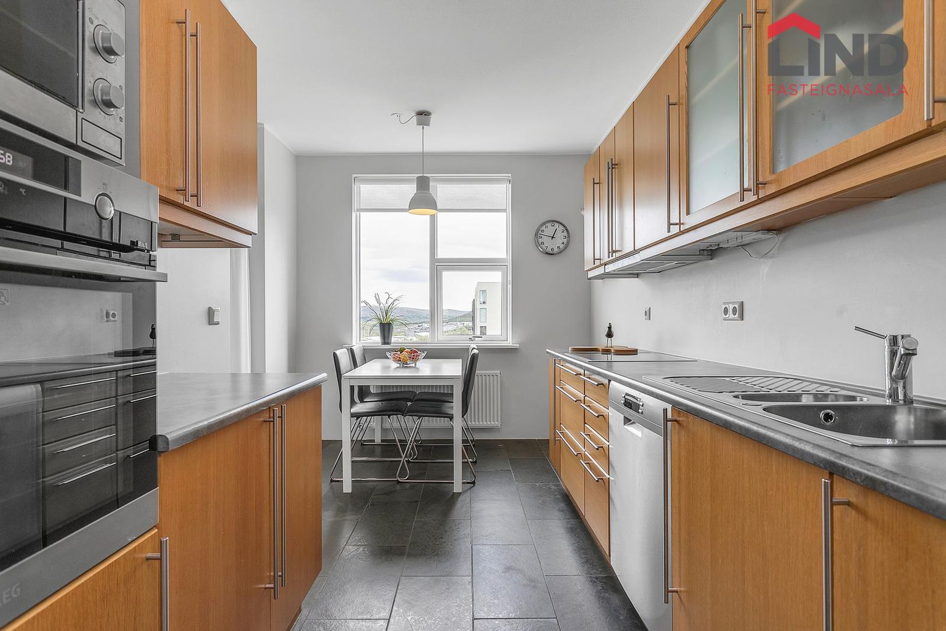Kristnibraut 53, 113 Reykjavík