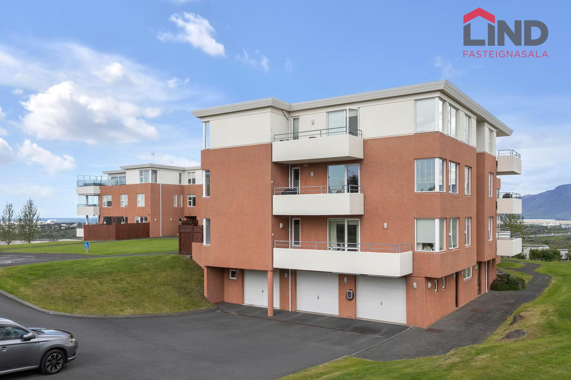 Kristnibraut 53, 113 Reykjavík
