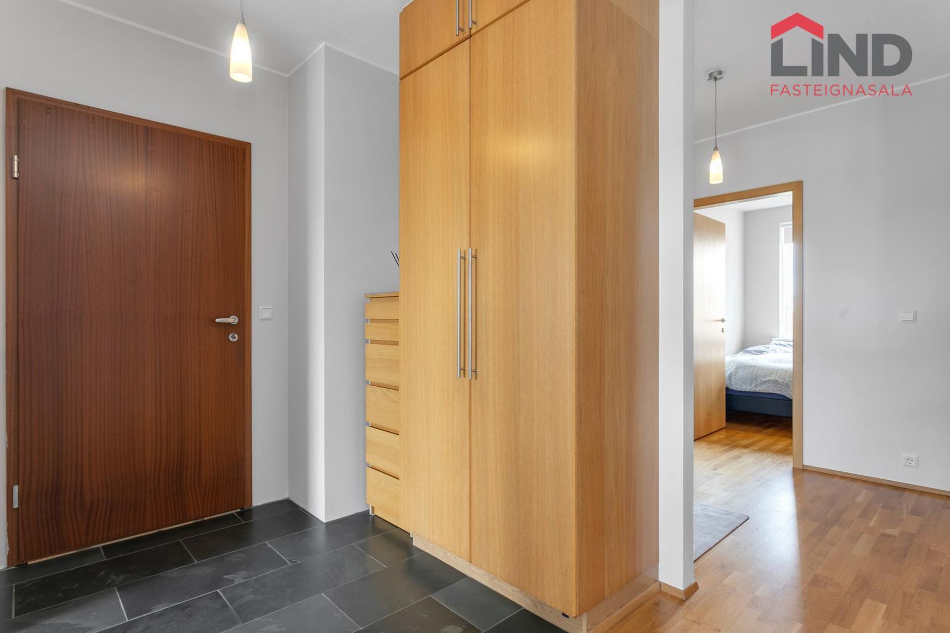 Kristnibraut 53, 113 Reykjavík