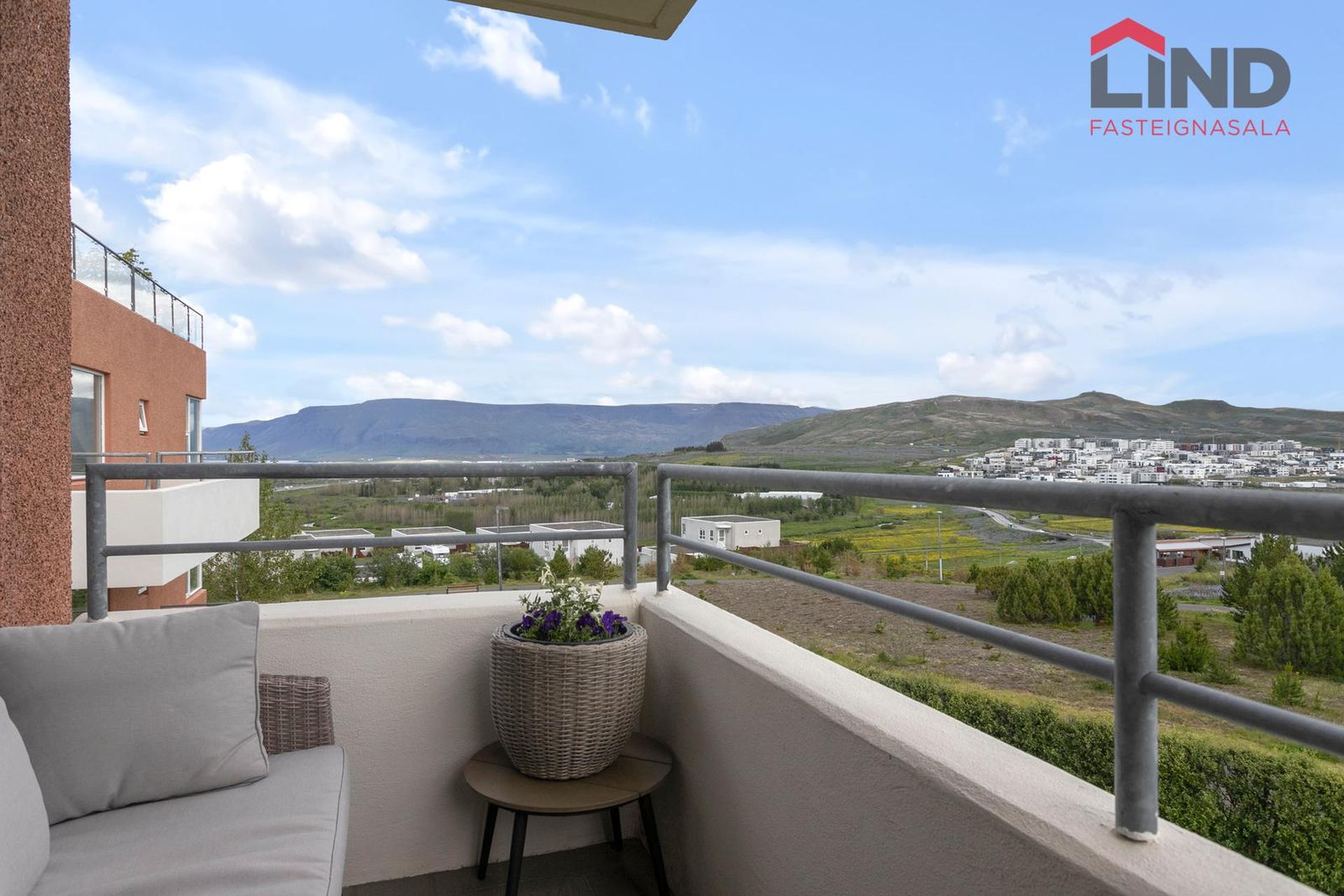 Kristnibraut 53, 113 Reykjavík