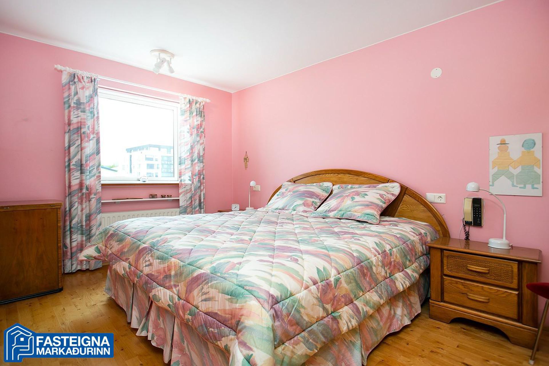 Garðatorg 7, 210 Garðabær