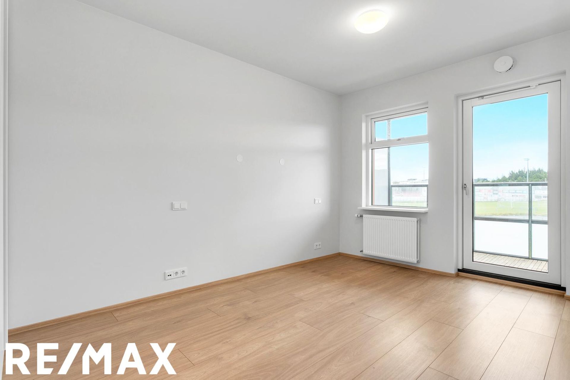 Arnarhlíð 4, 102 Reykjavík