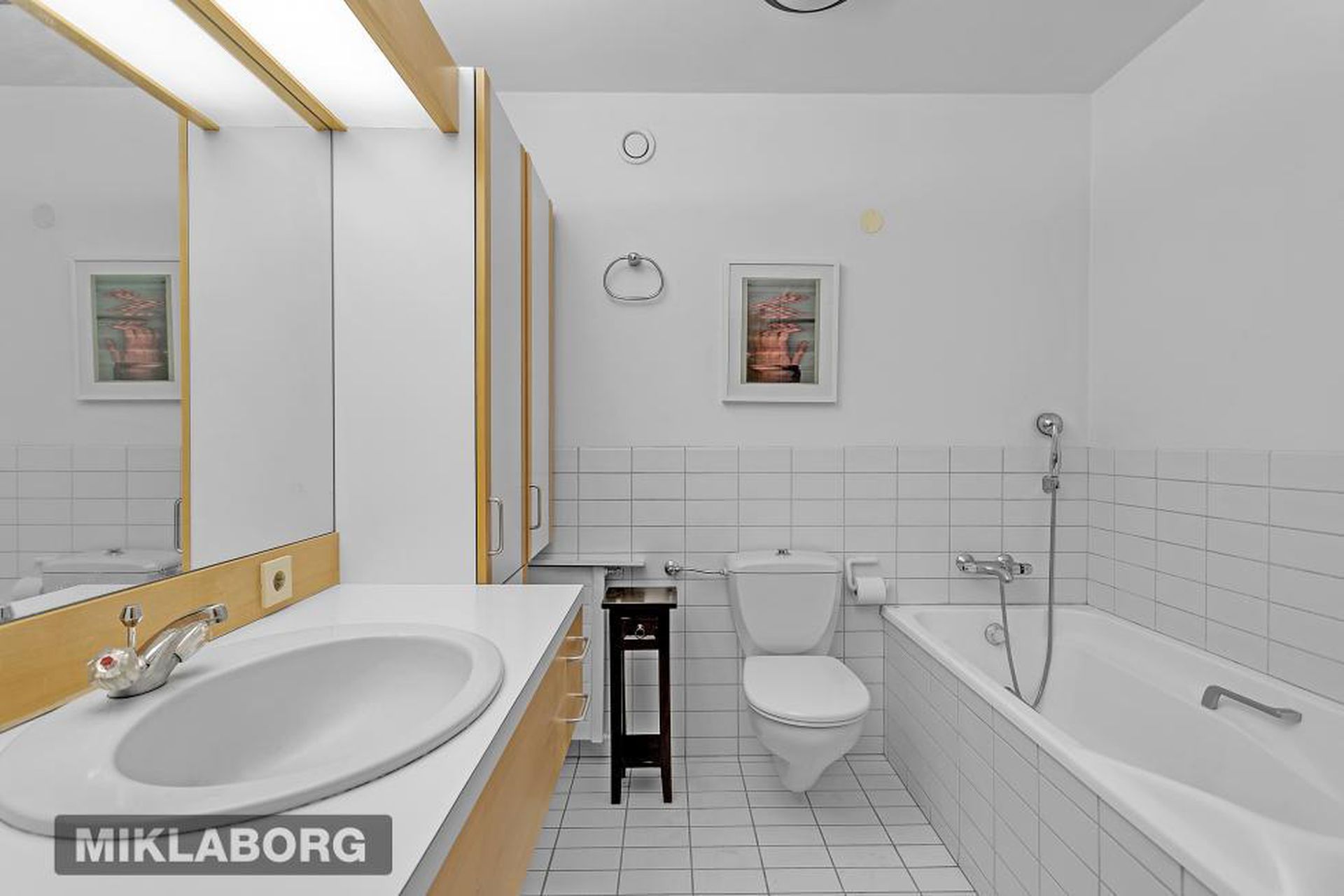 Miðleiti 7 - 0201, 103 Reykjavík