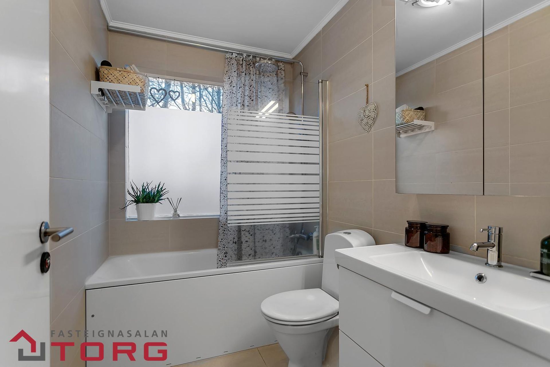 Sæviðarsund 35, 104 Reykjavík