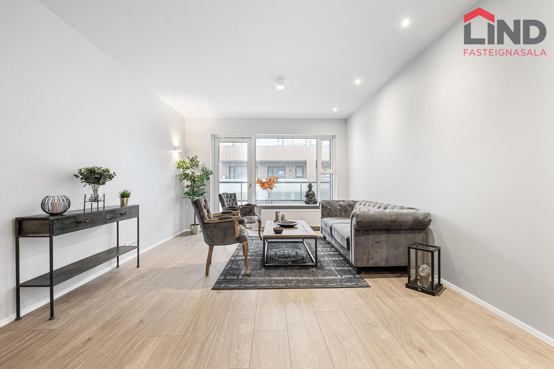 Smyrilshlíð 14, 102 Reykjavík