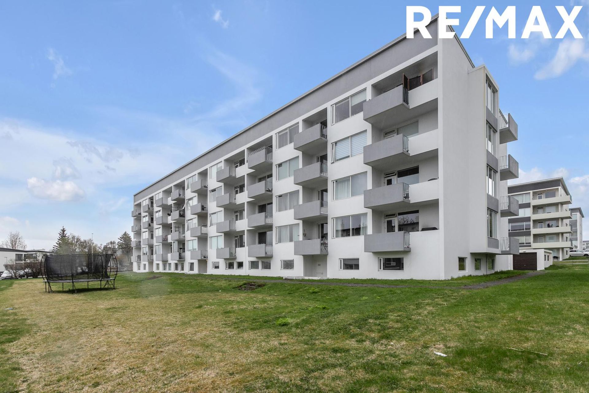 Safamýri 42, 108 Reykjavík