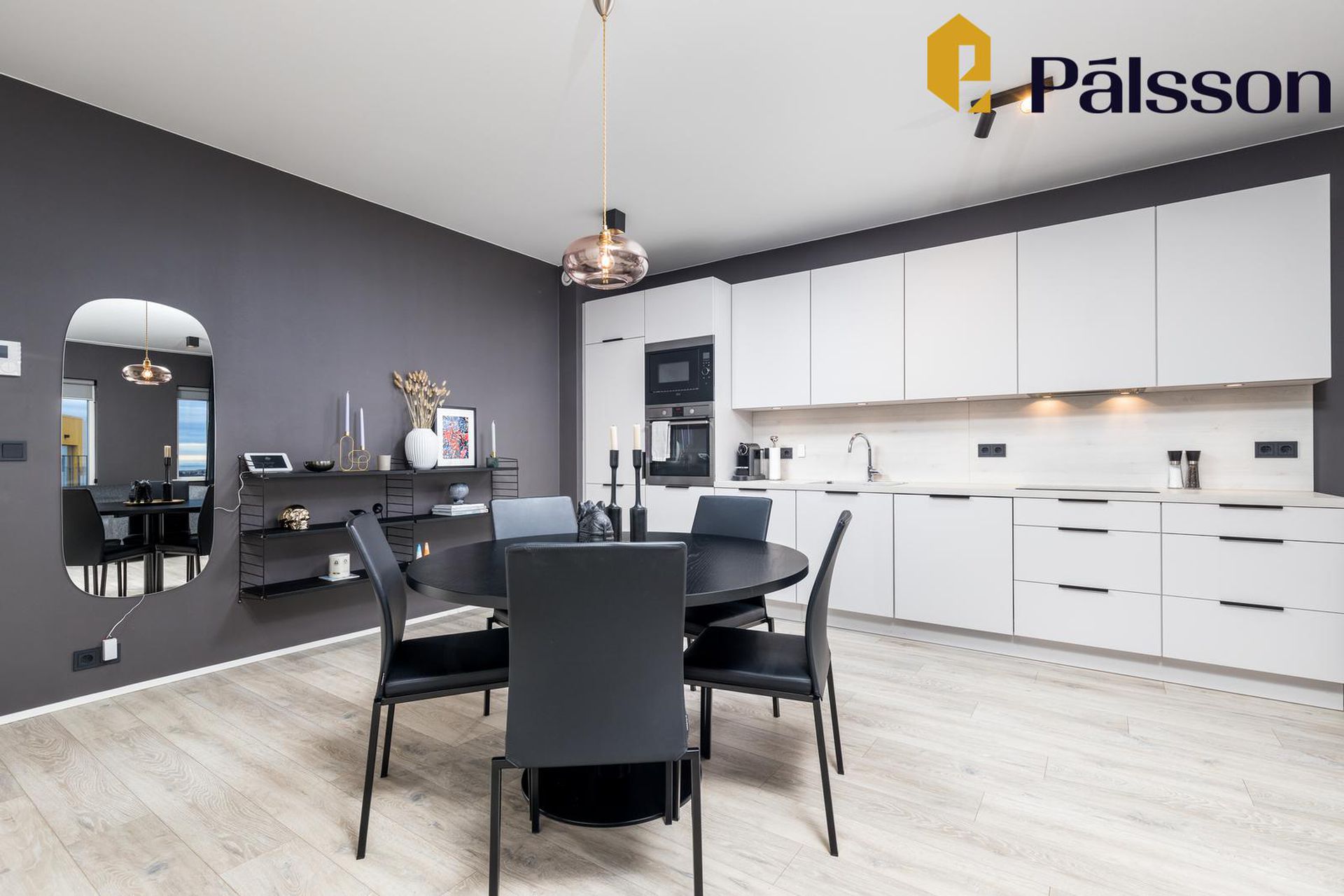 Holtsvegur 9, 210 Garðabær