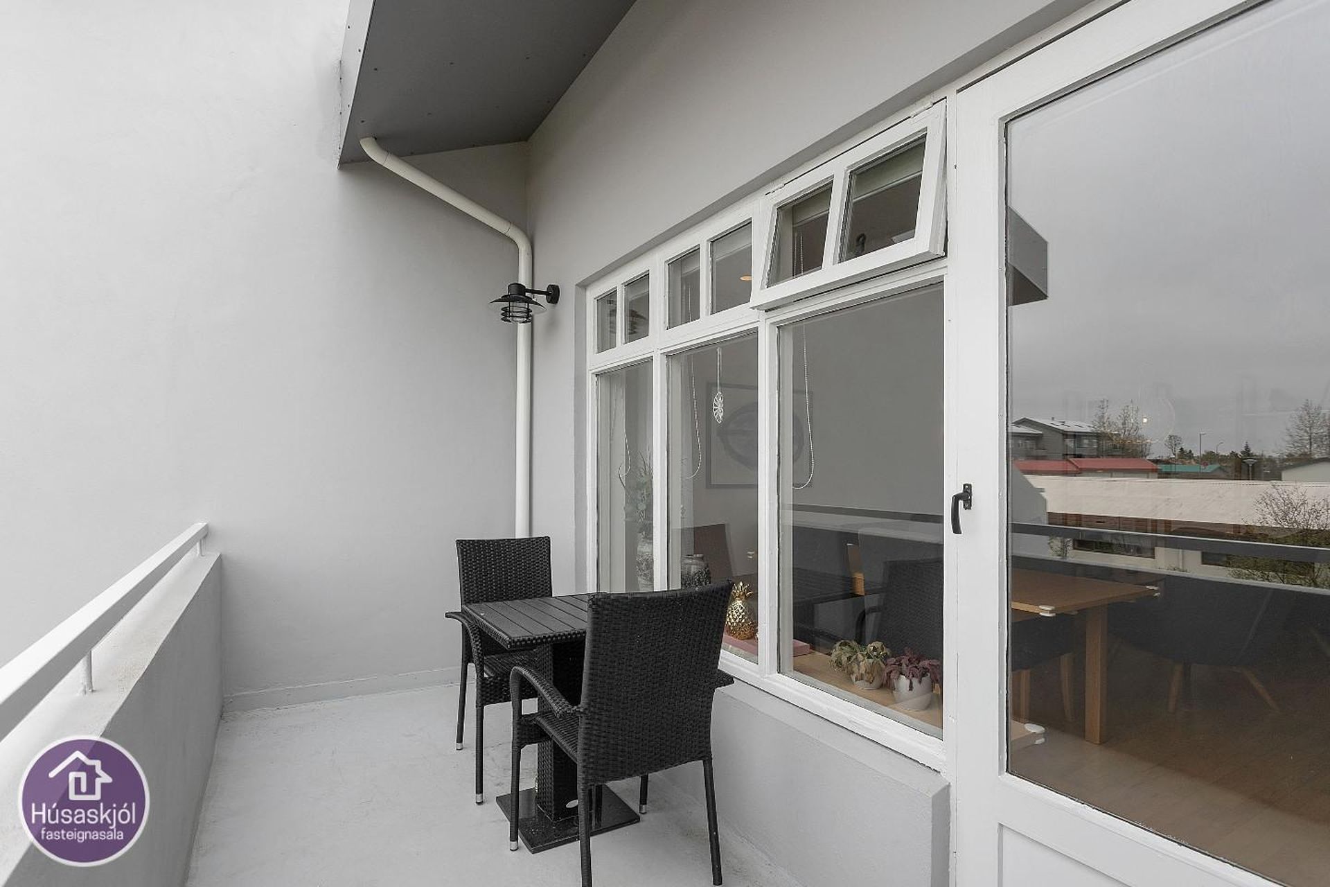 Skógarás 17, 110 Reykjavík