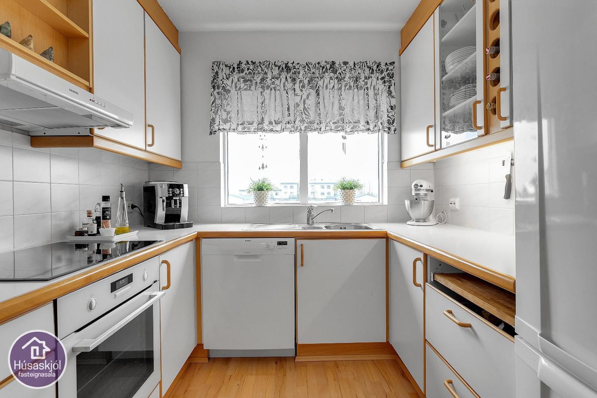 Skógarás 17, 110 Reykjavík