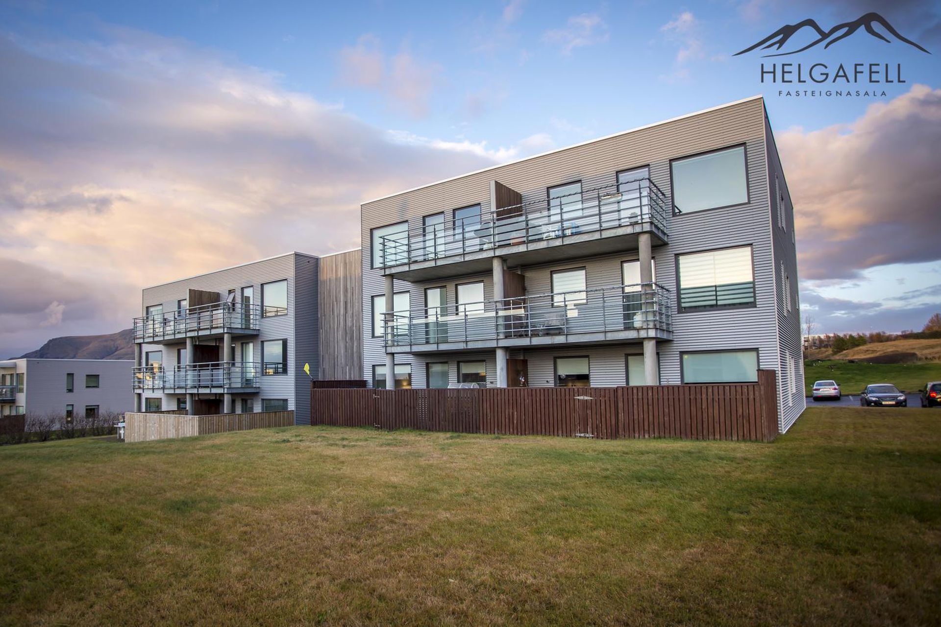 Klapparhlíð 24, 270 Mosfellsbær