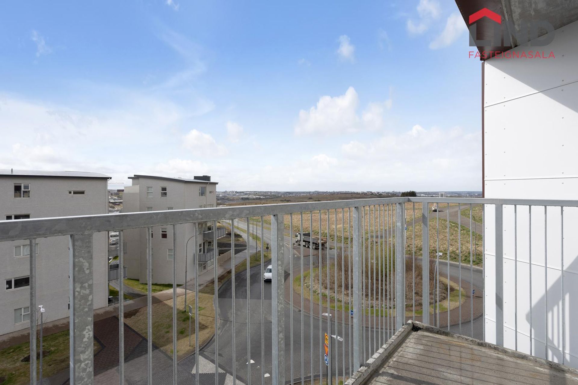 Skyggnisbraut 1, 113 Reykjavík