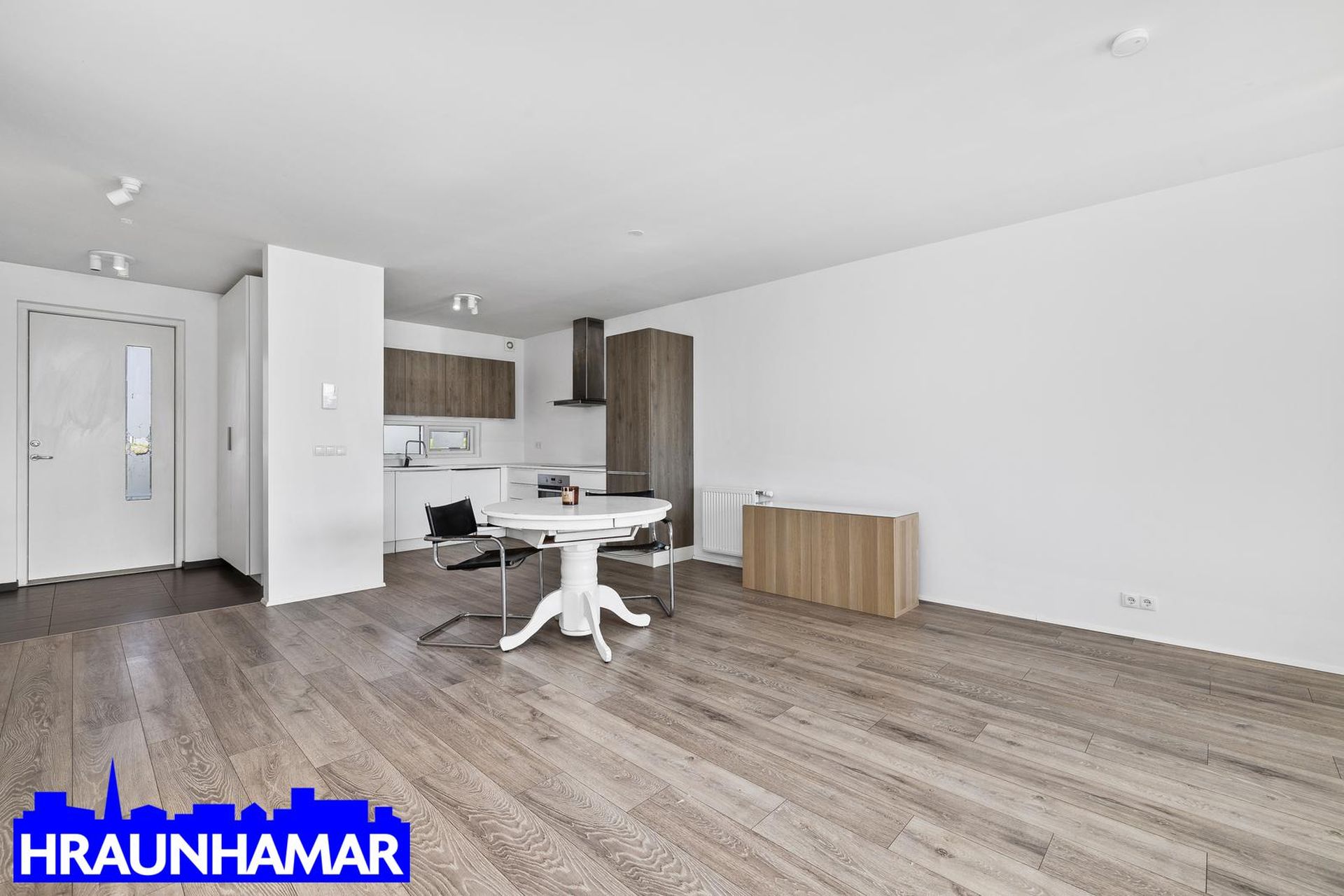 Eskivellir 11 - 0301, 221 Hafnarfjörður