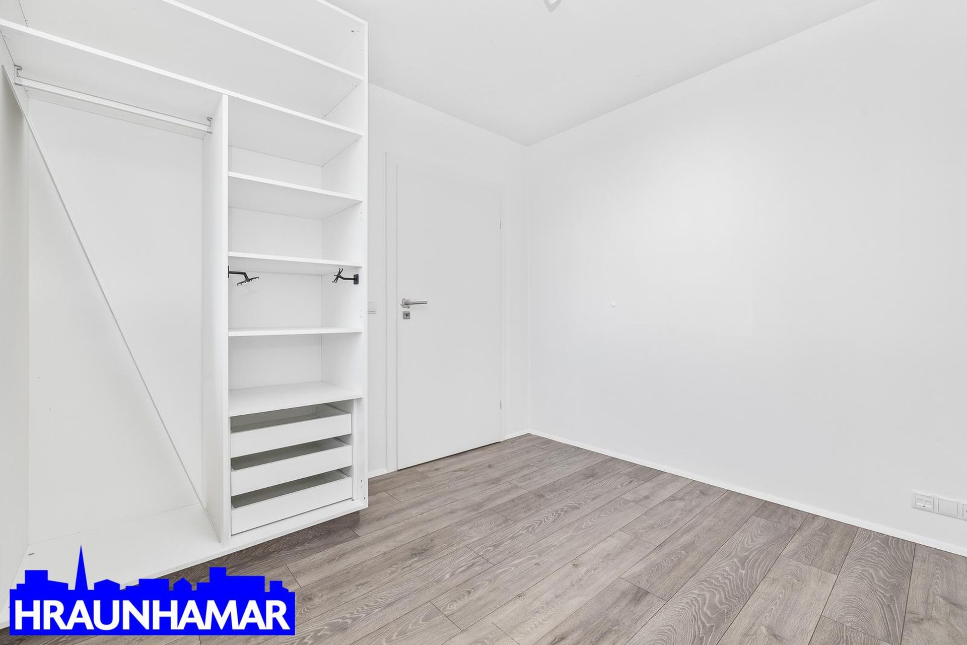 Eskivellir 11 - 0301, 221 Hafnarfjörður