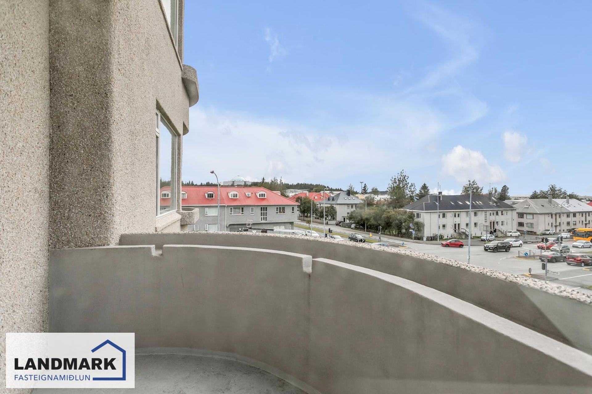 Langahlíð 23, 105 Reykjavík