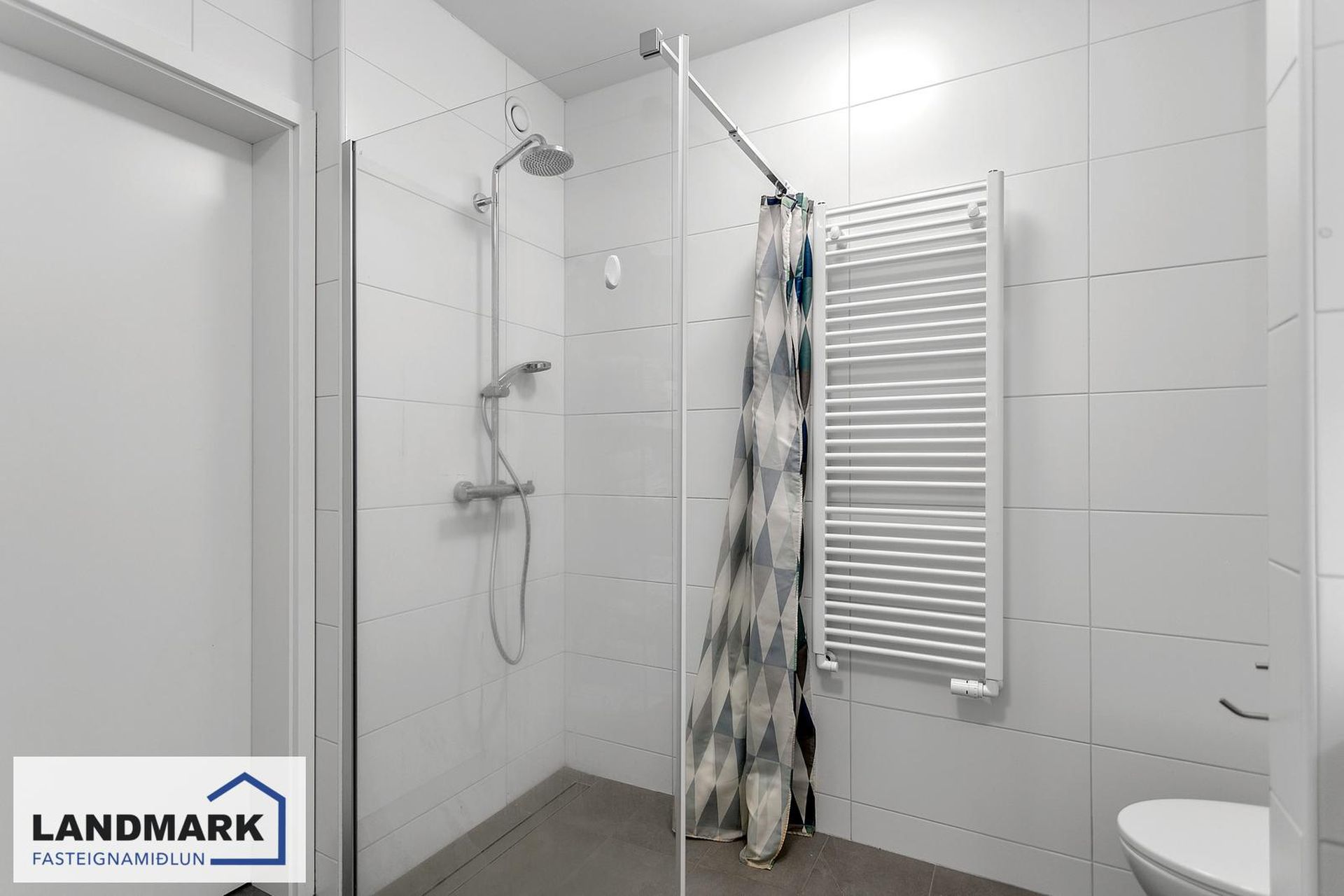 Asparskógar 27, 300 Akranes