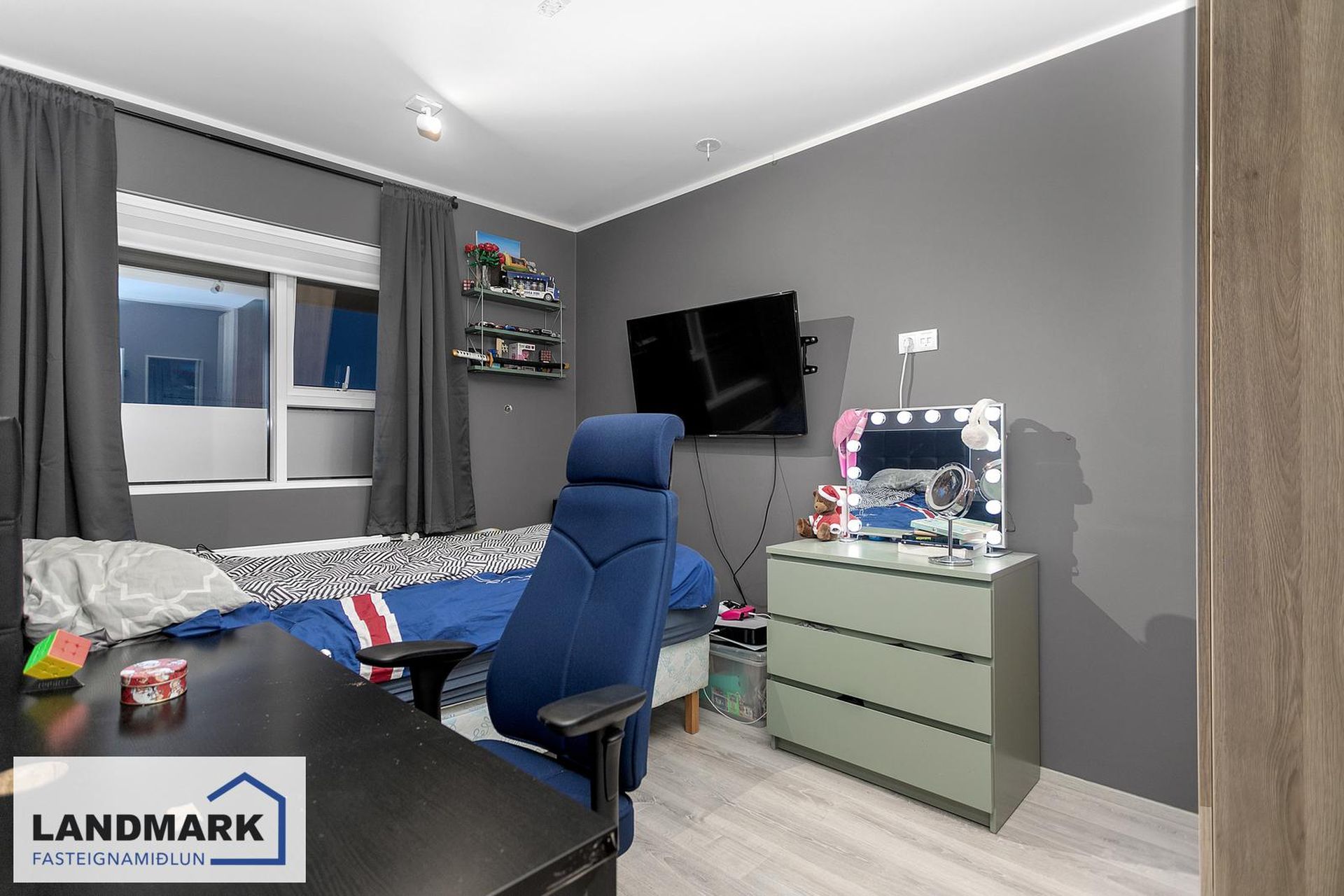 Asparskógar 27, 300 Akranes