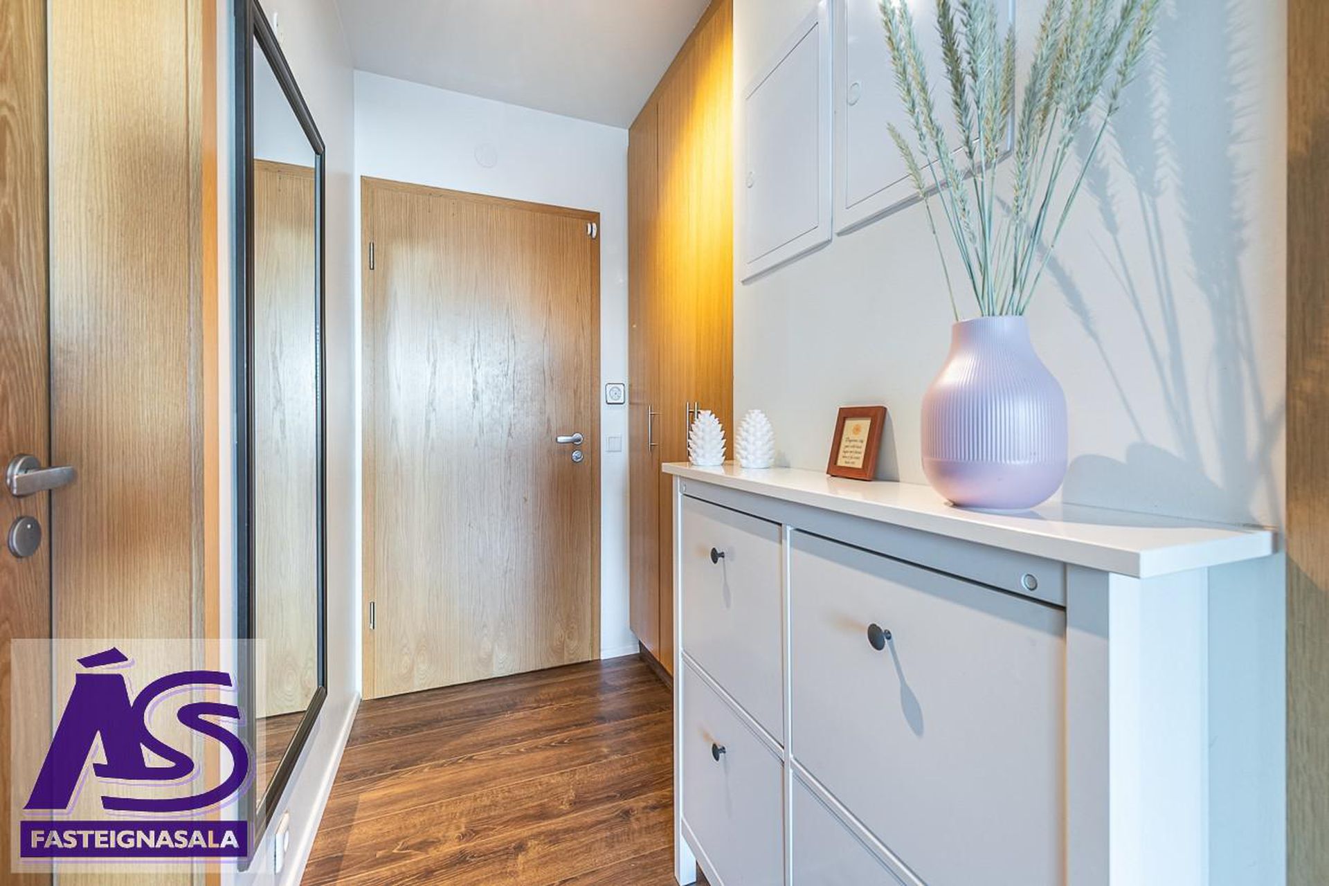 Berjavellir 3, 221 Hafnarfjörður