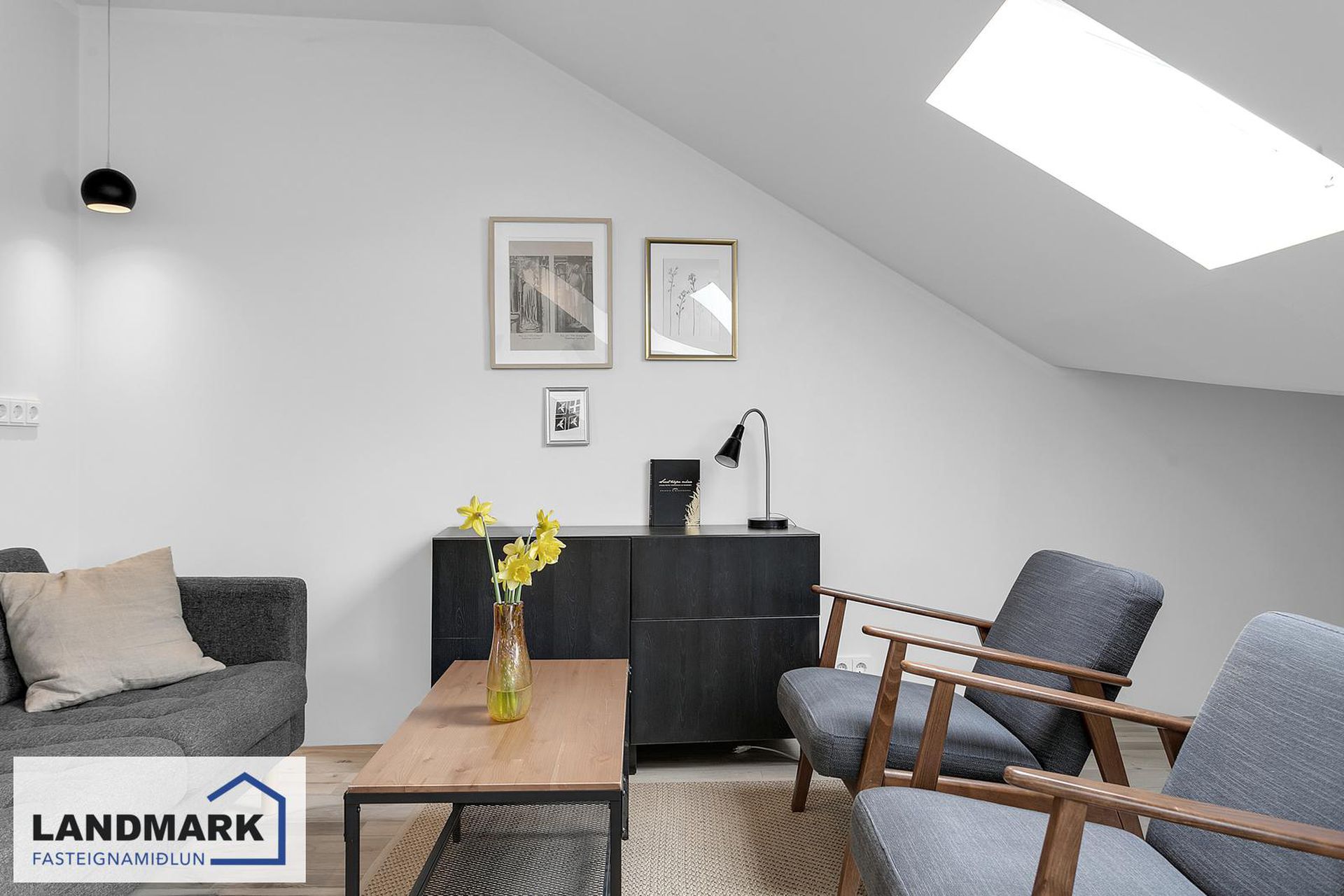 Laufásvegur 10, 101 Reykjavík