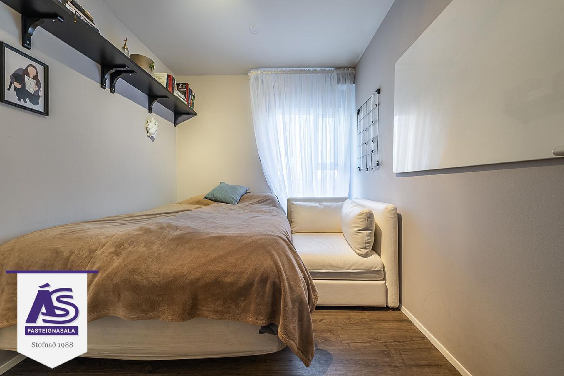 Kársnesbraut 93, 200 Kópavogur