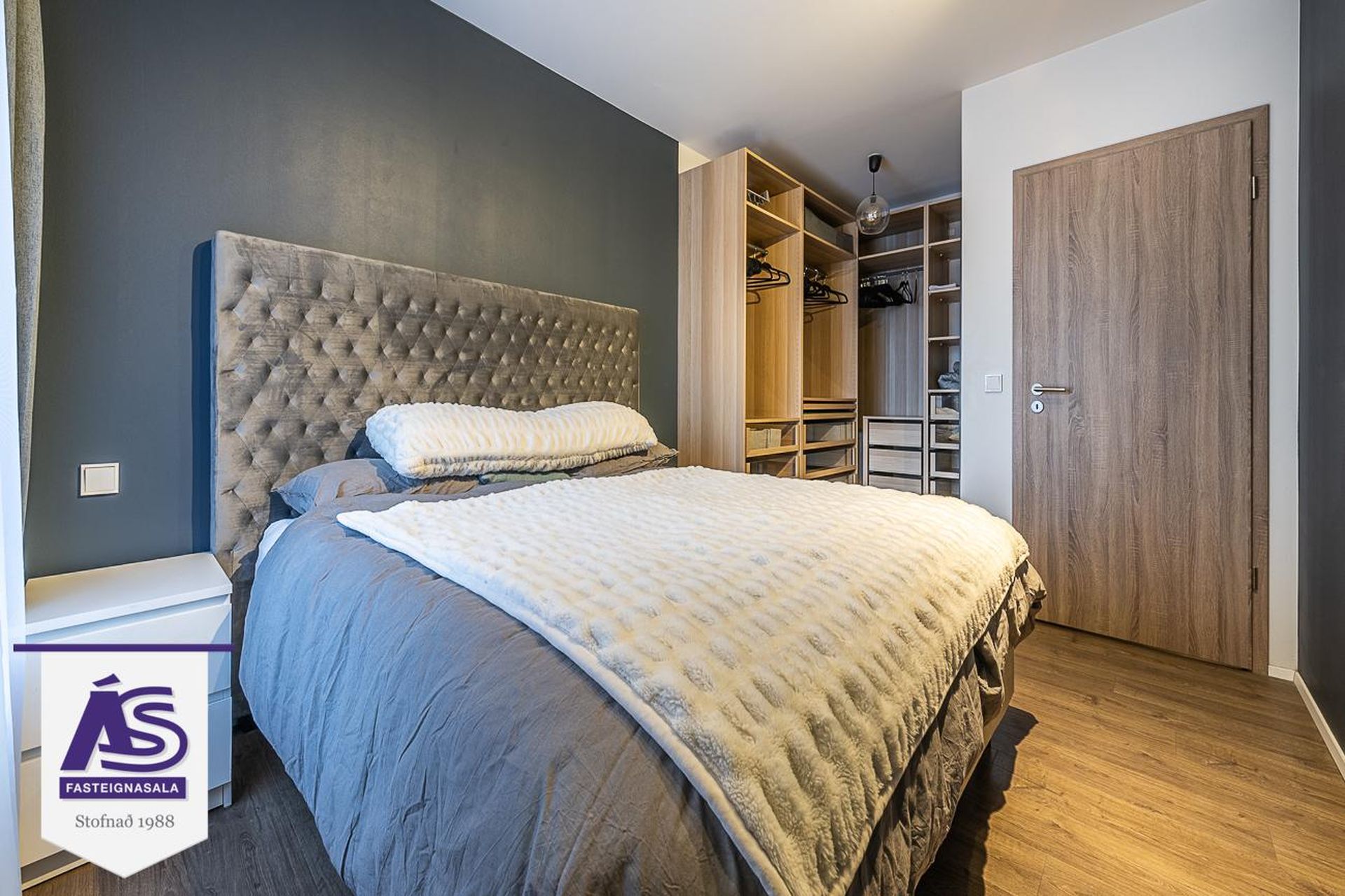 Kársnesbraut 93, 200 Kópavogur