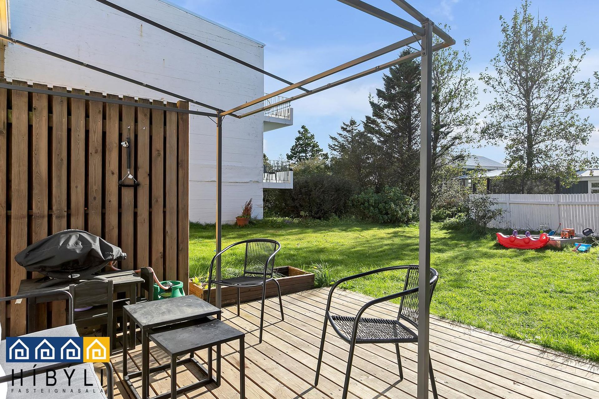 Fálkagata 25, 107 Reykjavík