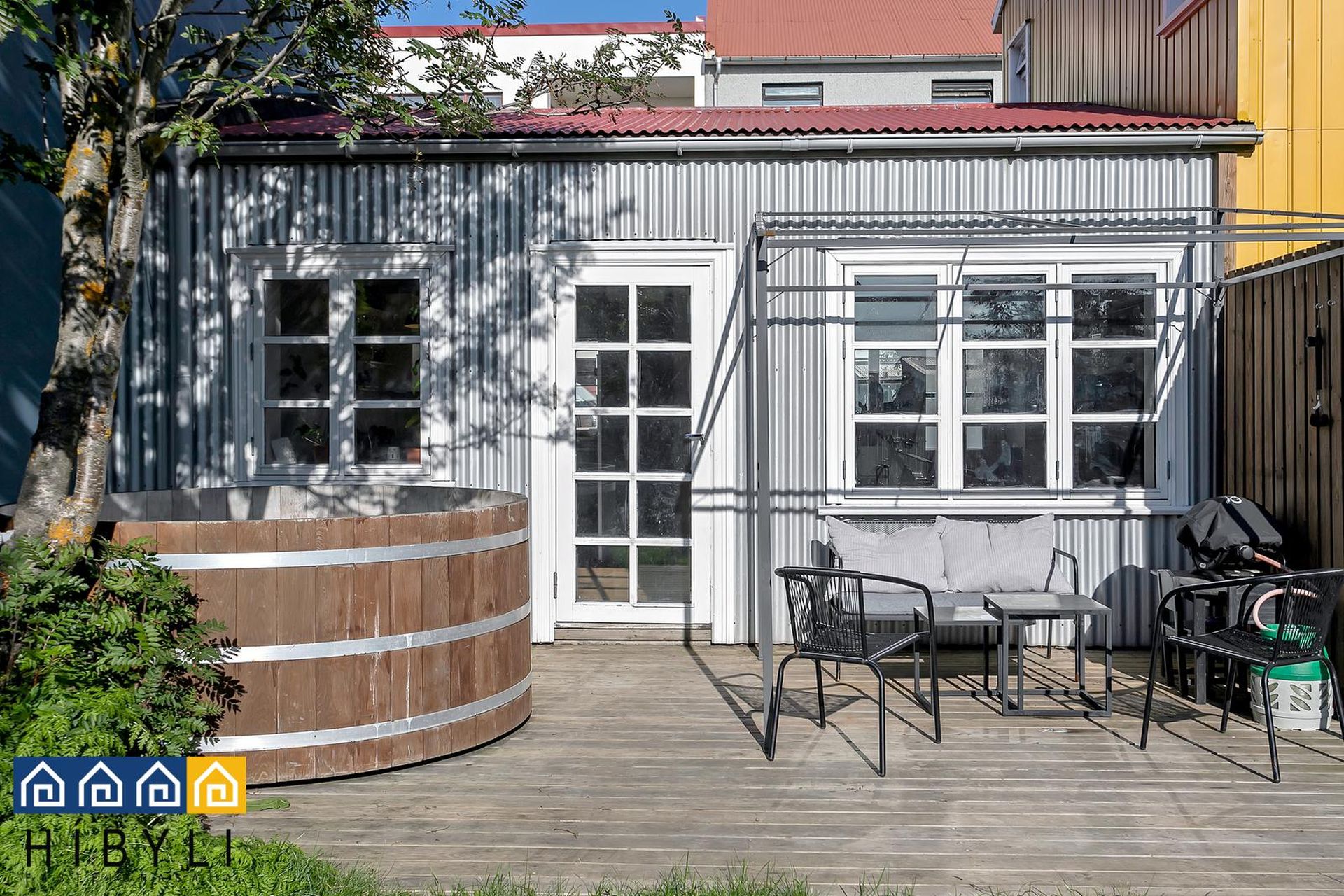 Fálkagata 25, 107 Reykjavík