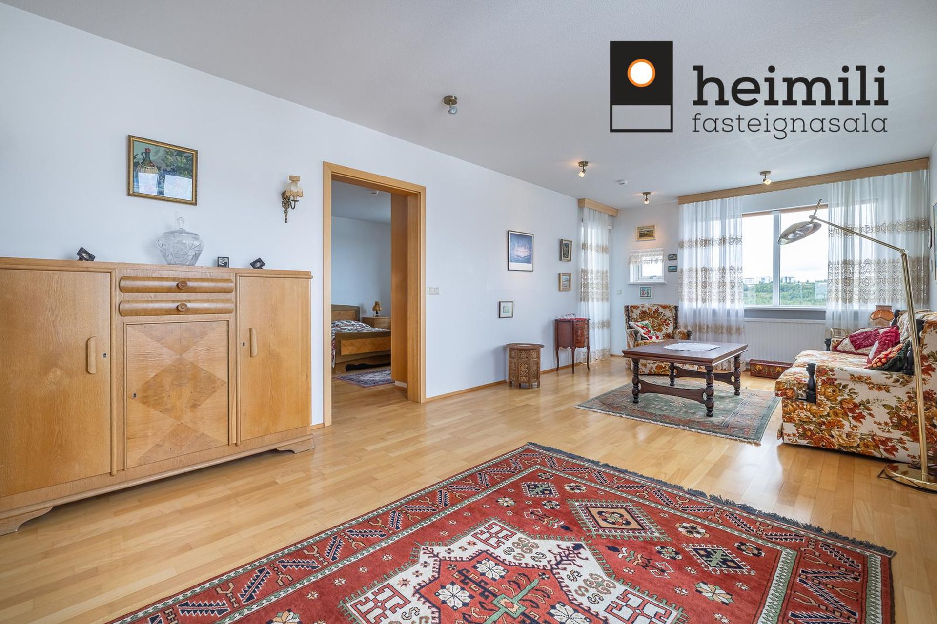 Hraunbær 103, 110 Reykjavík