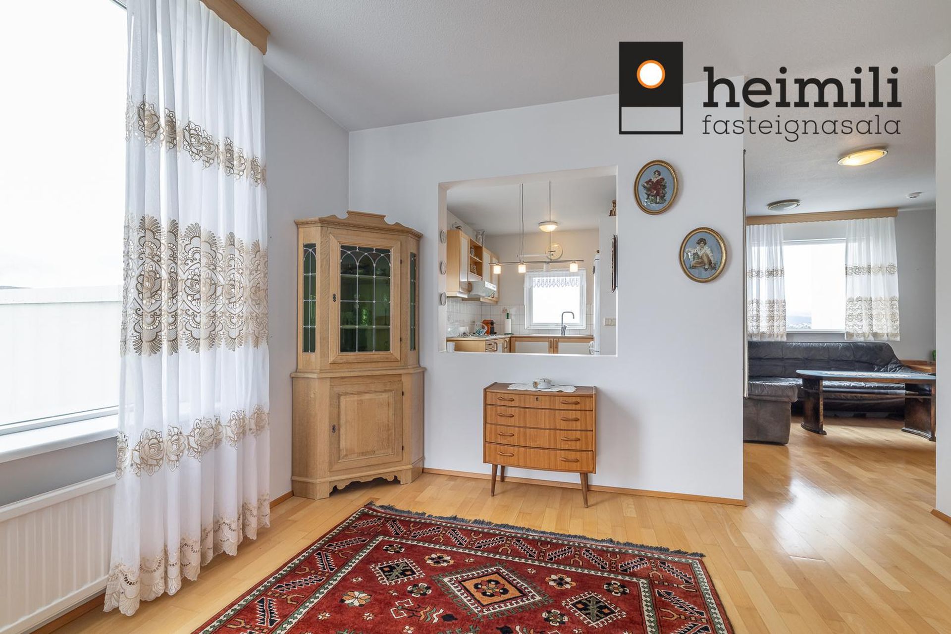 Hraunbær 103, 110 Reykjavík