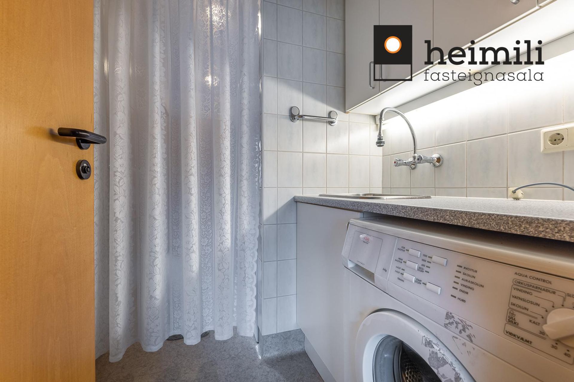 Hraunbær 103, 110 Reykjavík
